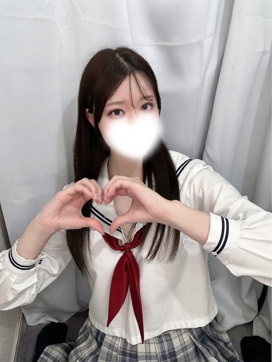ももあ