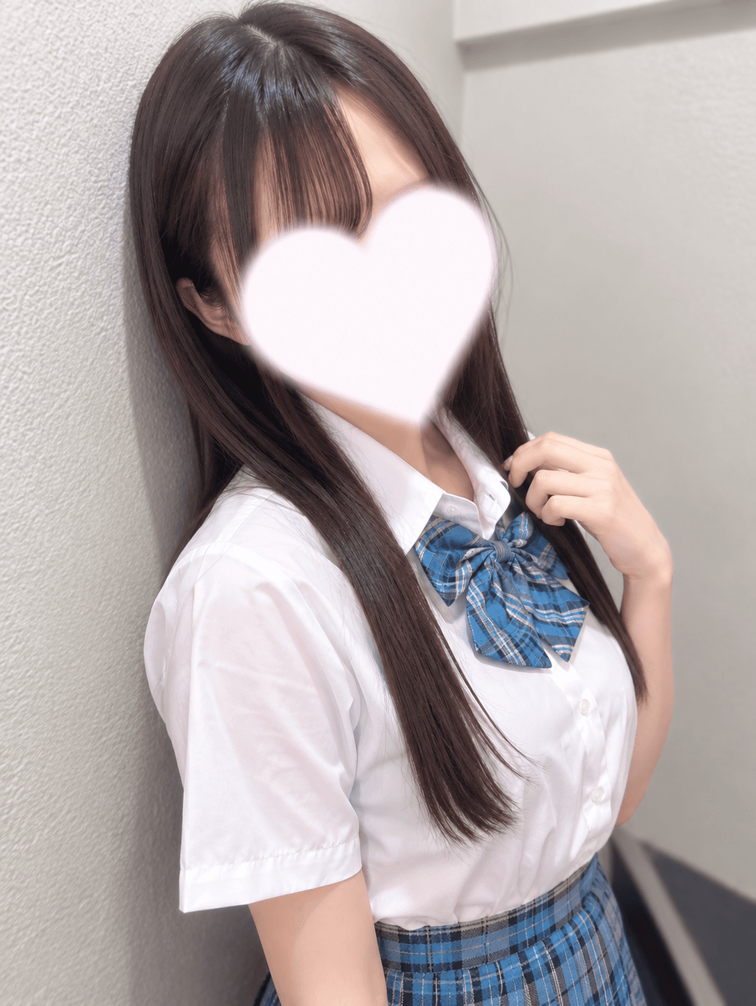 もえ🔰6/29体験入店初日(JK上がりたて18歳)